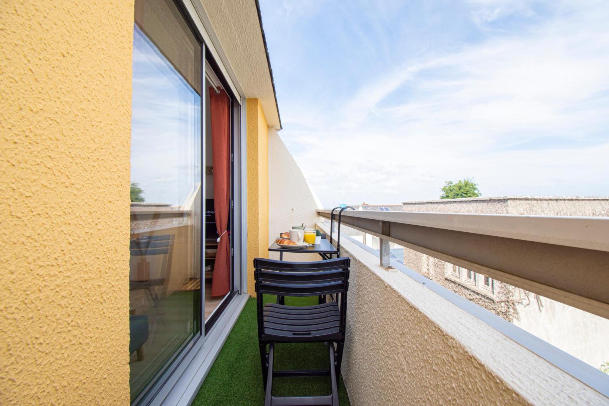 Апартаменты Ty Loan I Hyper Centre & Balcon Крозон Экстерьер фото